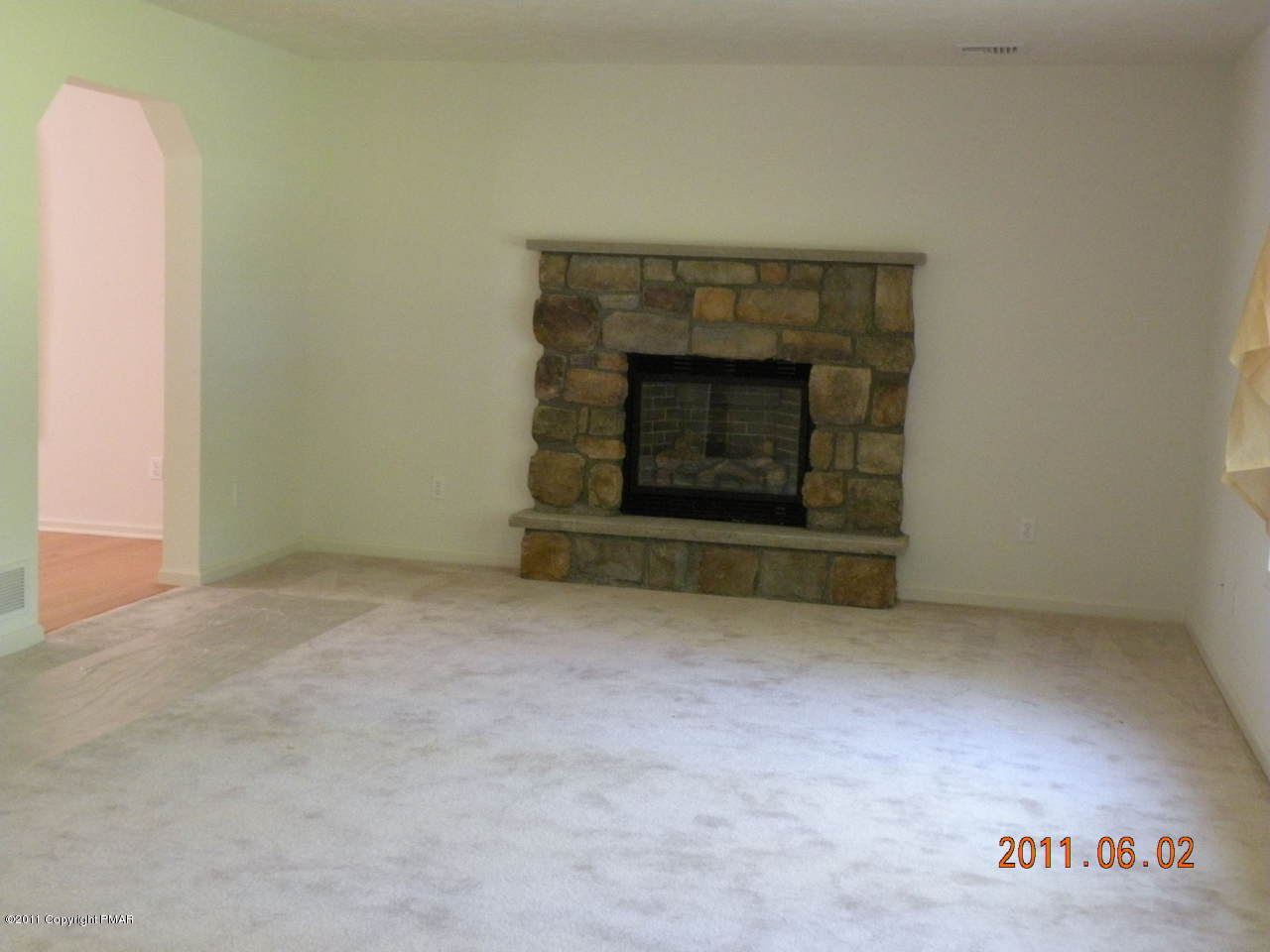 315 Red Run Road Pocono Summit, PA 18346 - Photo 2 of 10 a room with a fireplace
