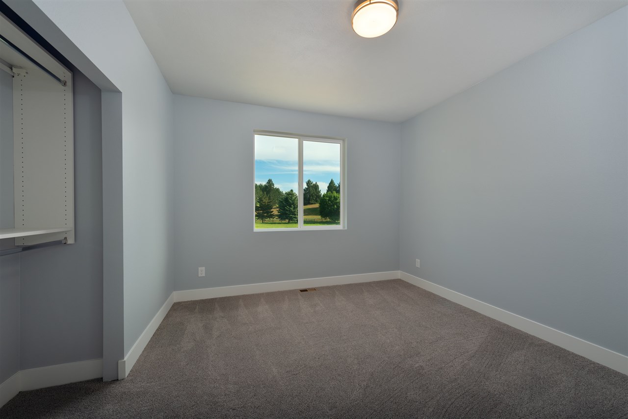 9713 South Garfield Road Four Lakes, WA 99004 - Photo 17 of 20