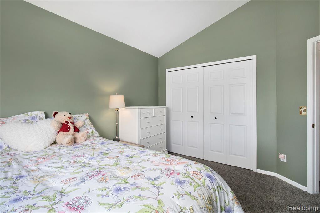 54 Eagle Ridge Road Lake Orion, MI 48360 - Photo 26 of 33