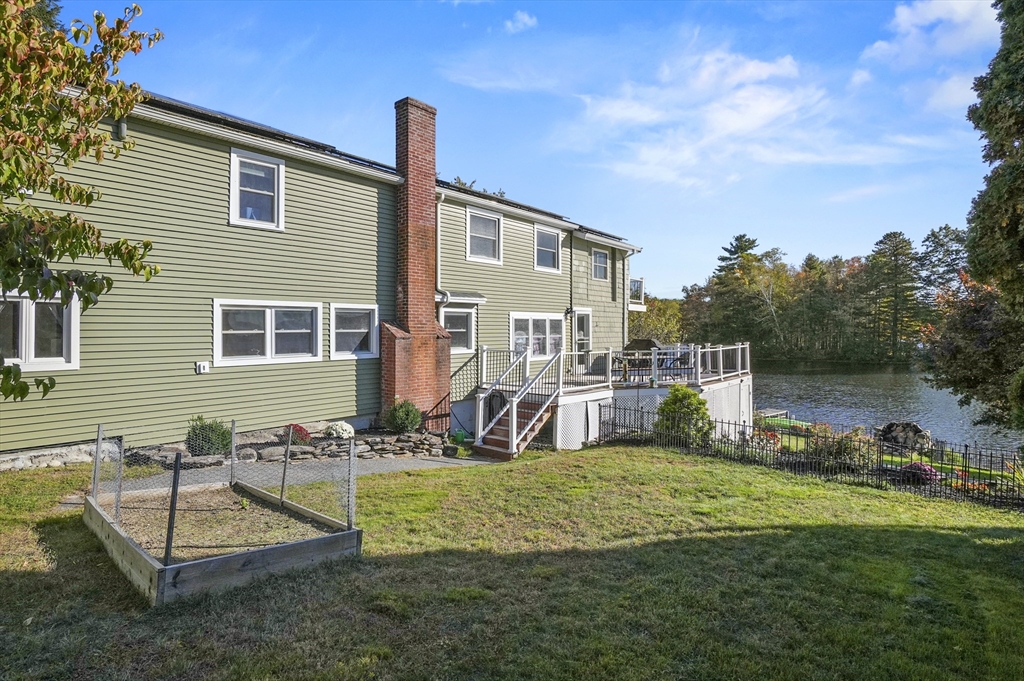 51 Spring Street Lunenburg, MA 01462 - Photo 36 of 42