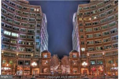 2226 Hunter's Run Drive, Unit 2226 Reston, VA 20191 - Photo 22 of 26 a front view of a building