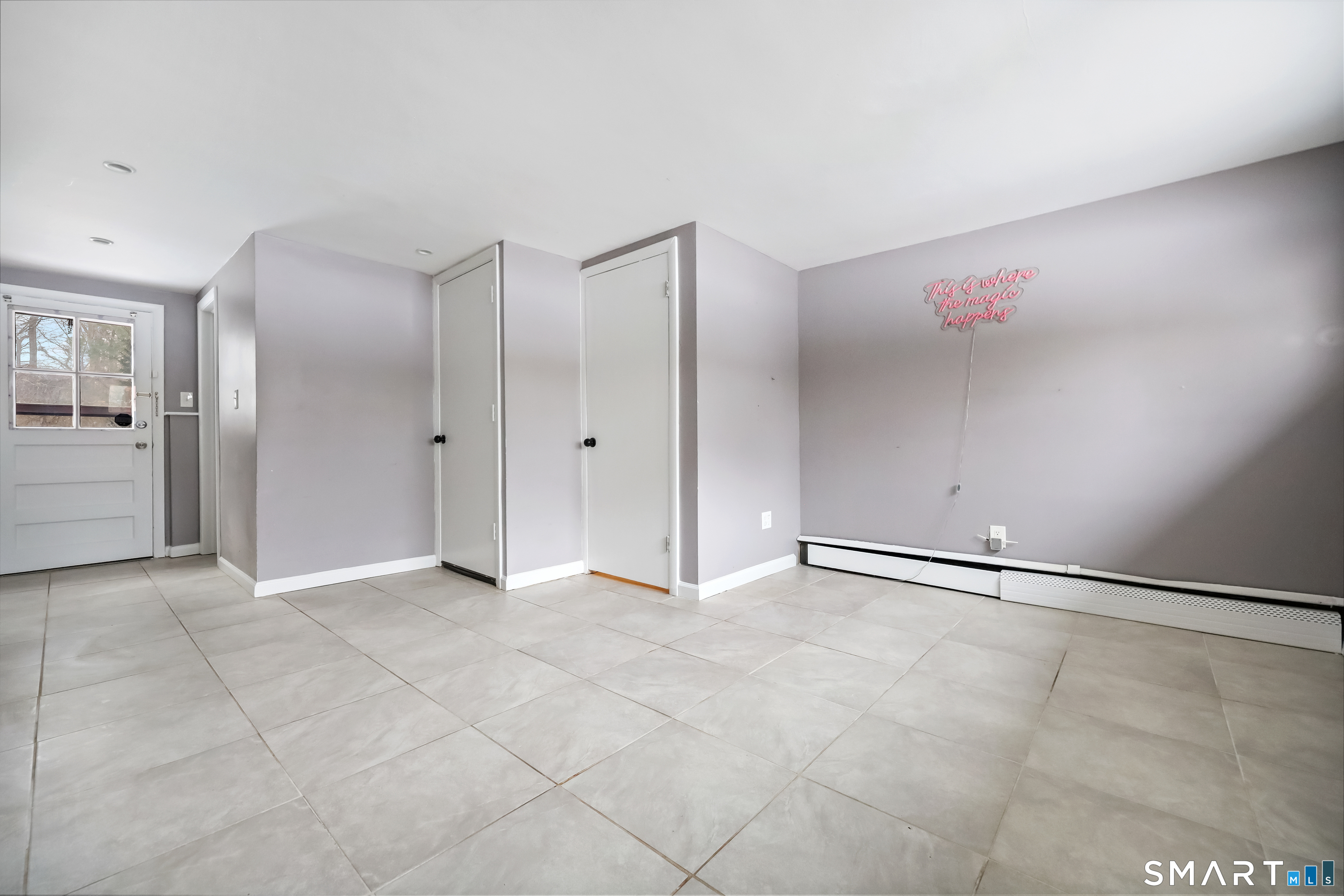 110 Corbin Road Hamden, CT 06517 - Photo 6 of 29