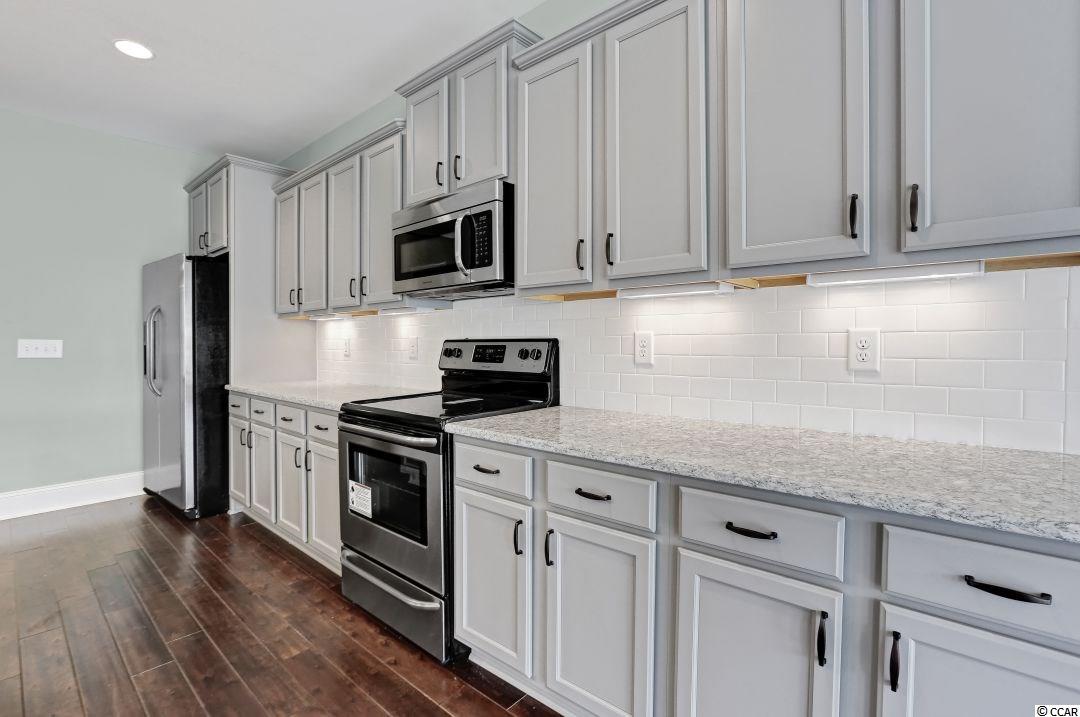 704 Shell Point Court Little River, SC 29566 - Photo 8 of 25 Gallery Image 8