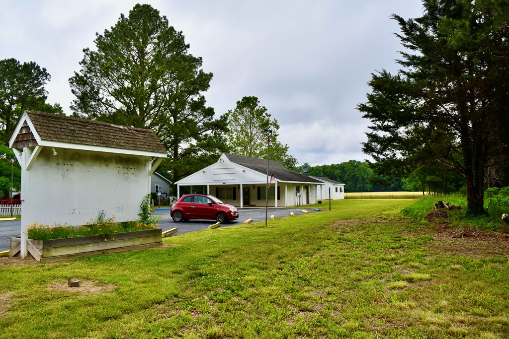 33453 Chincoteague Road Wallops Island, VA 23337 - Photo 3 of 24