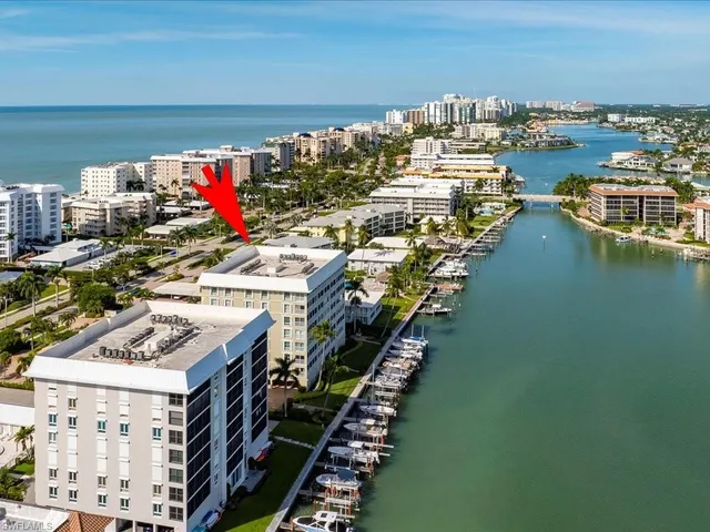 $9,800 | 2750 Gulf Shore Boulevard North, Unit 602, Naples, FL 34103