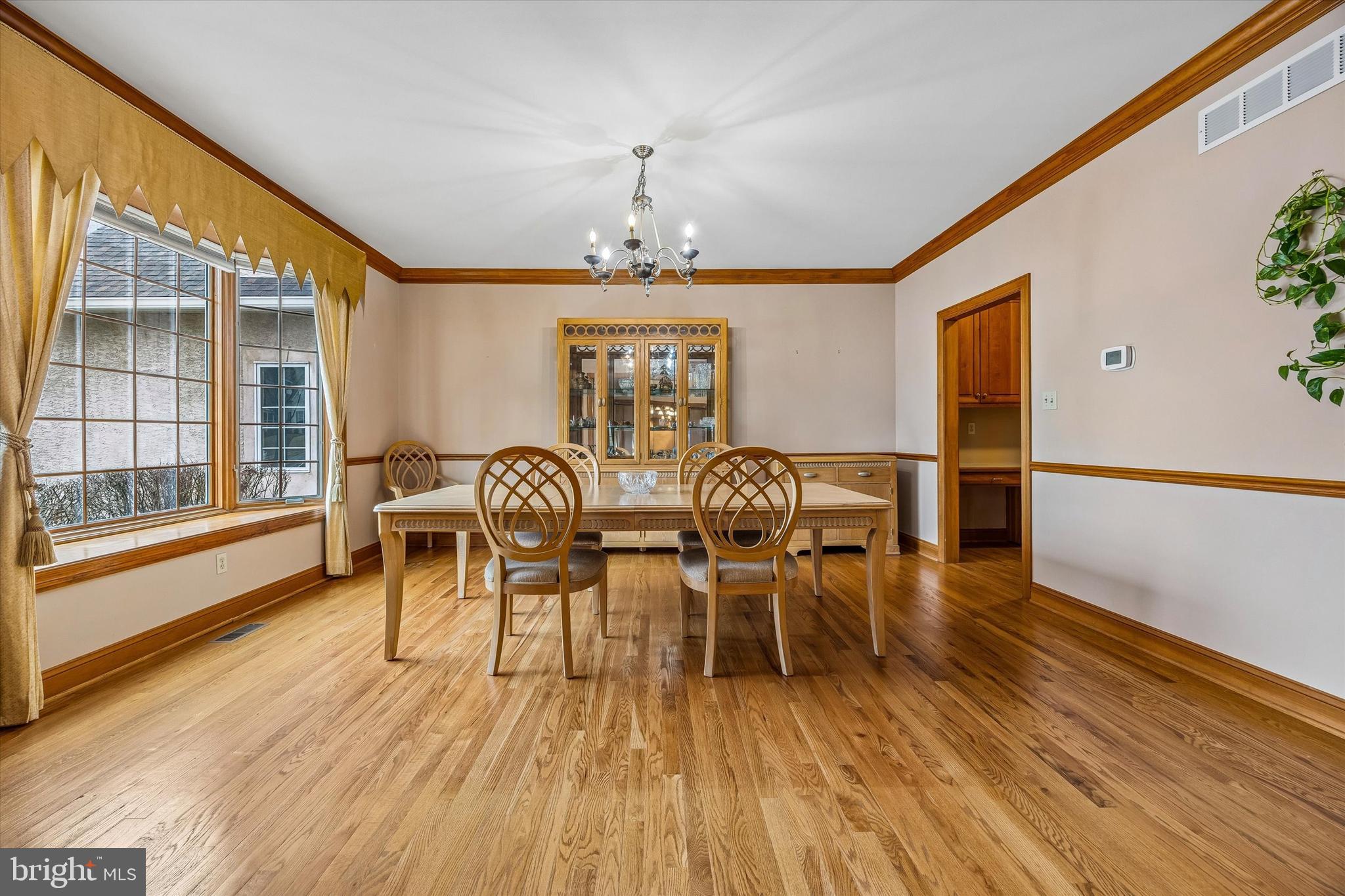 839 Foxfield Road Ambler, PA 19002 - Photo 12 of 65