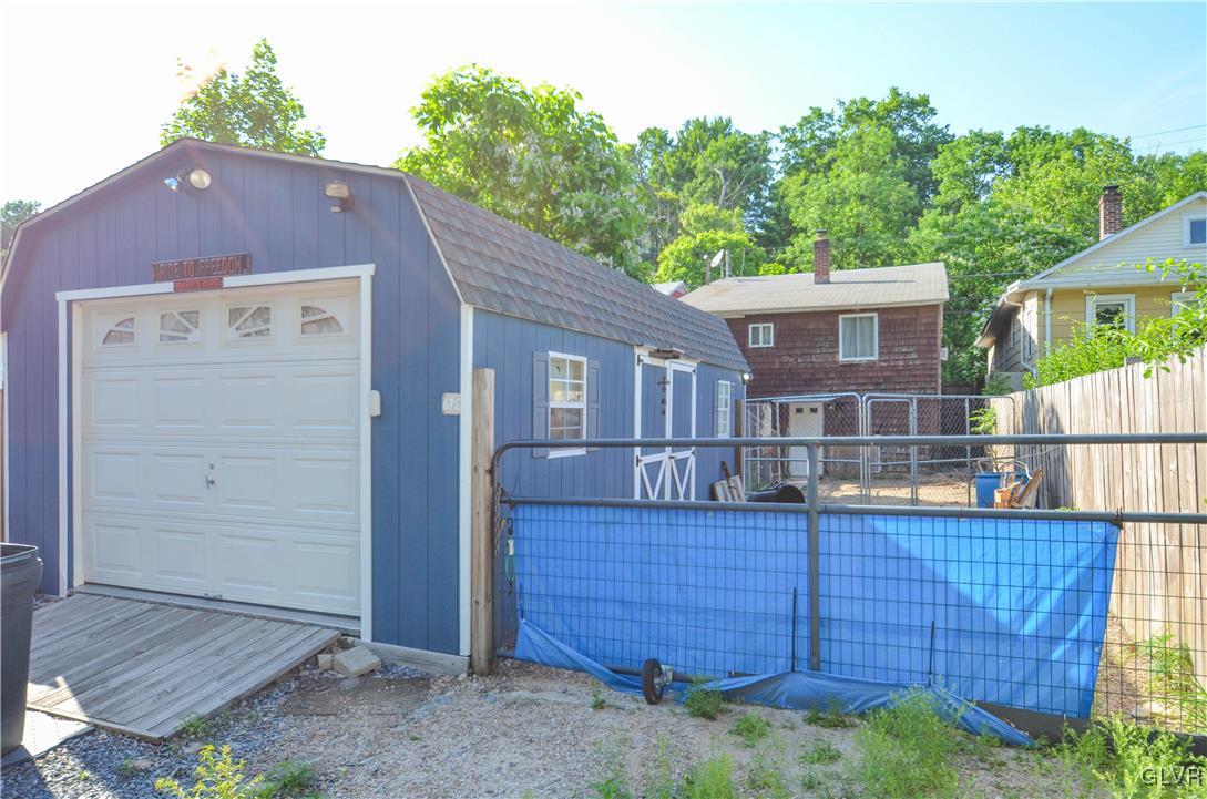 672 Mauch Chunk Road Palmerton, PA 18071 - Photo 2 of 21 Gallery Image 2