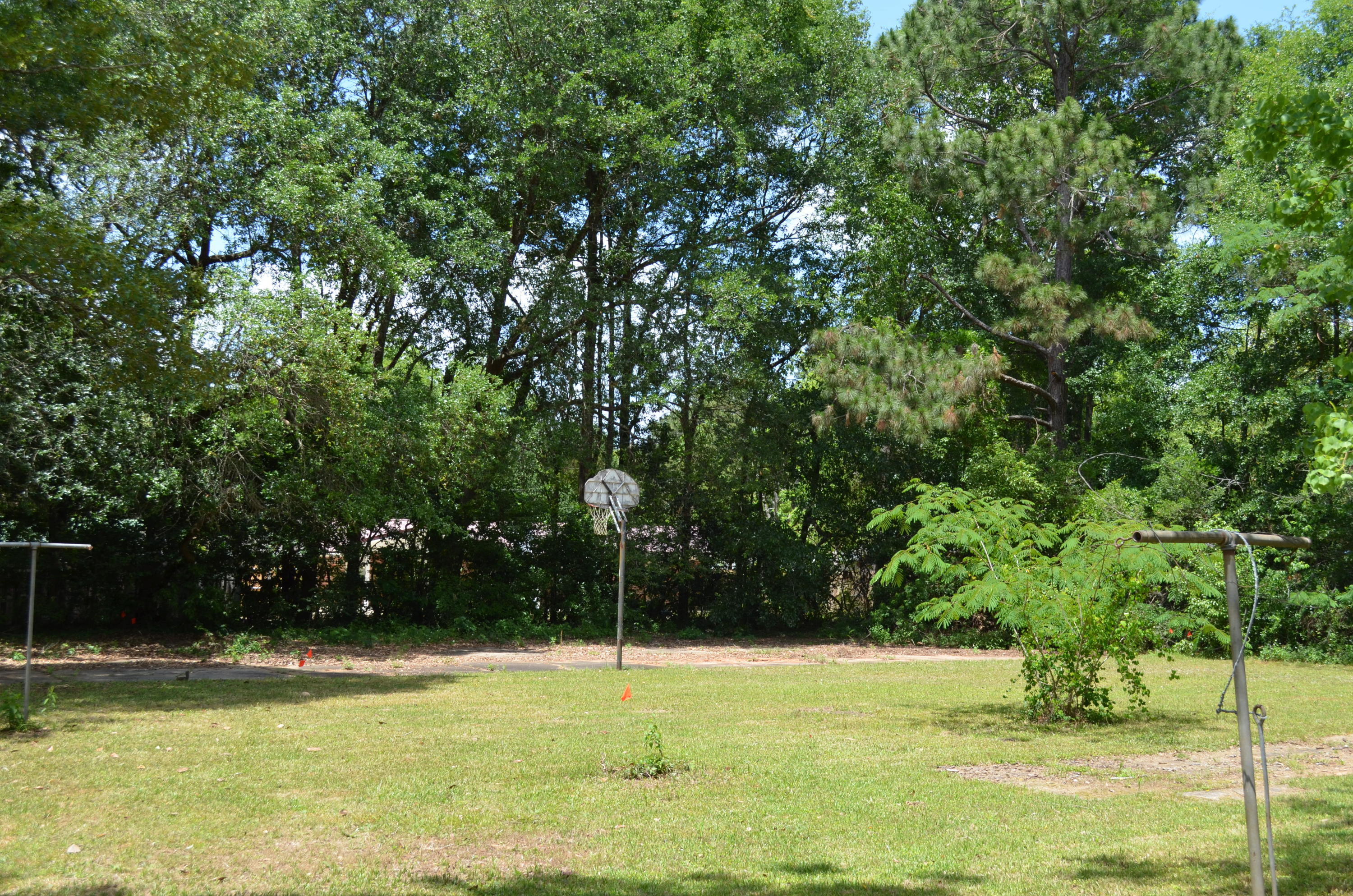 201 Jones Road Crestview, FL 32536 - Photo 20 of 54 DSC_0498