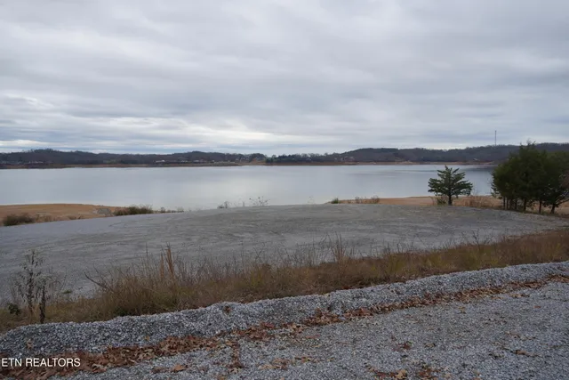 $169,900 | 1414 Fina Lane, Dandridge, TN 37725