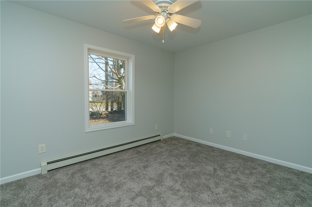 1614 West Main Road Middletown, RI 02842 - Photo 15 of 31 bedroom 3