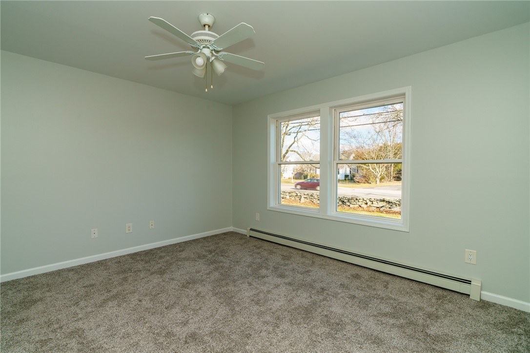 1614 West Main Road Middletown, RI 02842 - Photo 10 of 31 main bedroom