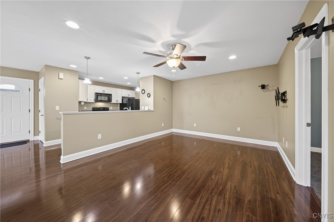 527 Baird Street Manlius, NY 13116 - Photo 38 of 50