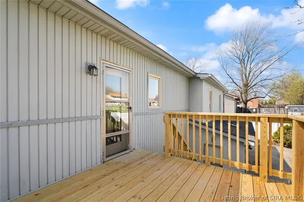 $345,000 | 3015 Creek Ridge Drive, New Albany, IN 47150