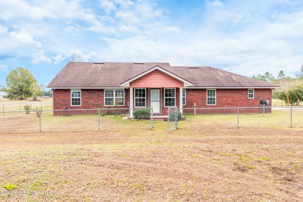 $729,900 | 18100 Crews Road, Glen St. Mary, FL 32040