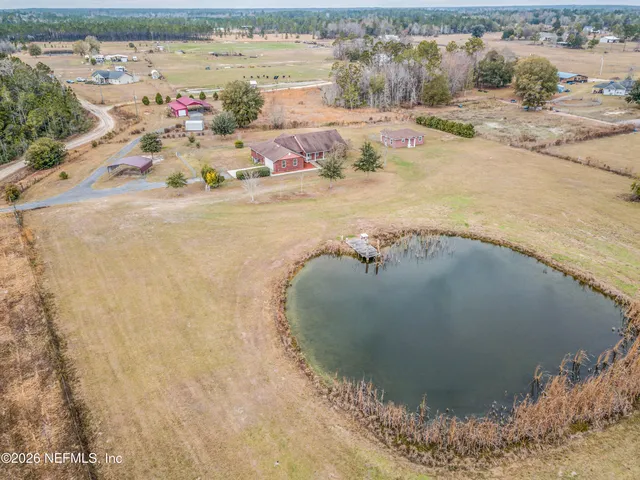 $729,900 | 18100 Crews Road, Glen St. Mary, FL 32040