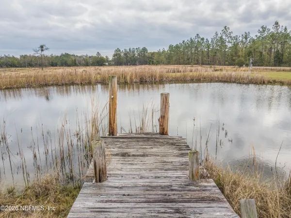 $729,900 | 18100 Crews Road, Glen St. Mary, FL 32040