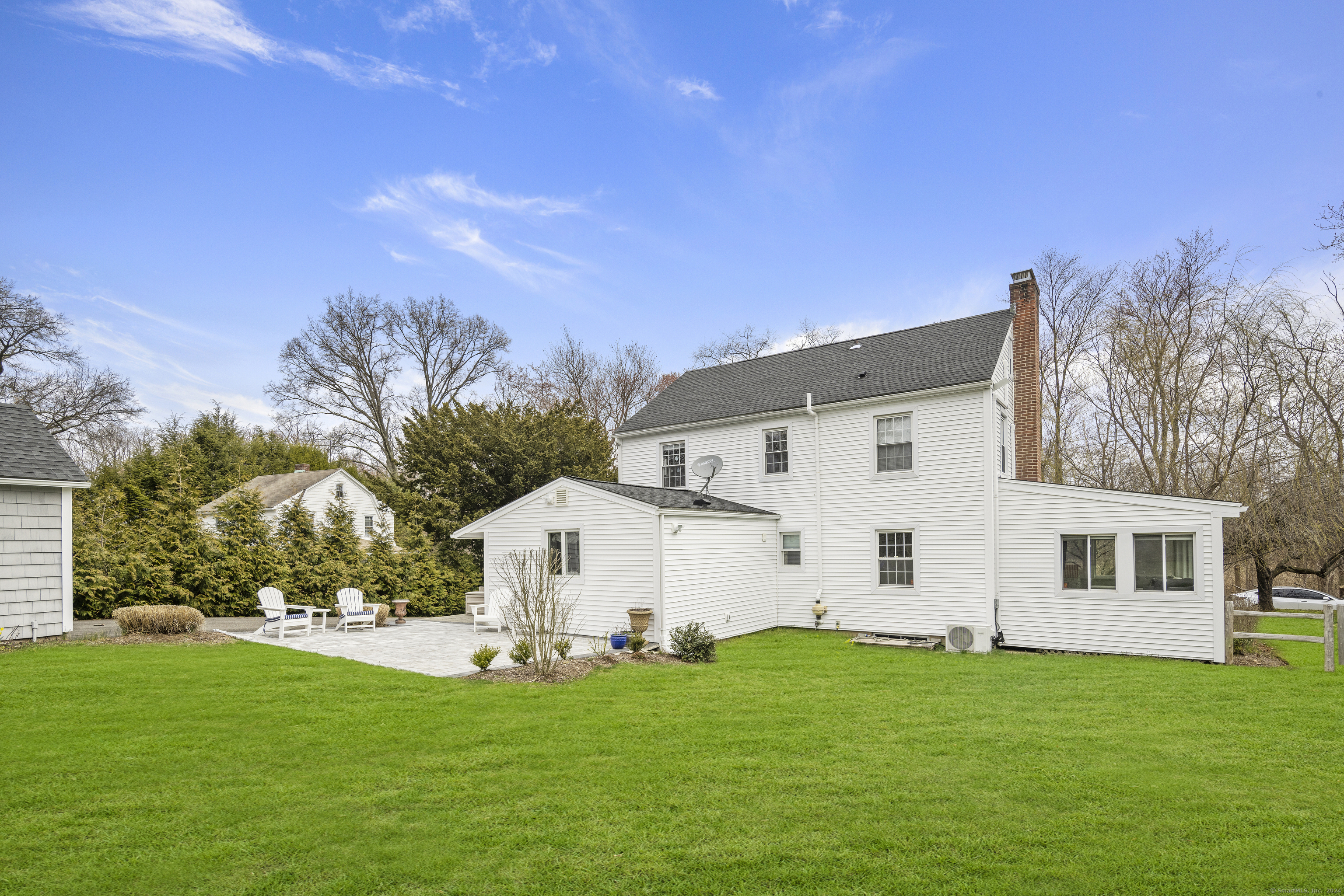 146 Oxford Road Fairfield, CT 06890 - Photo 22 of 31