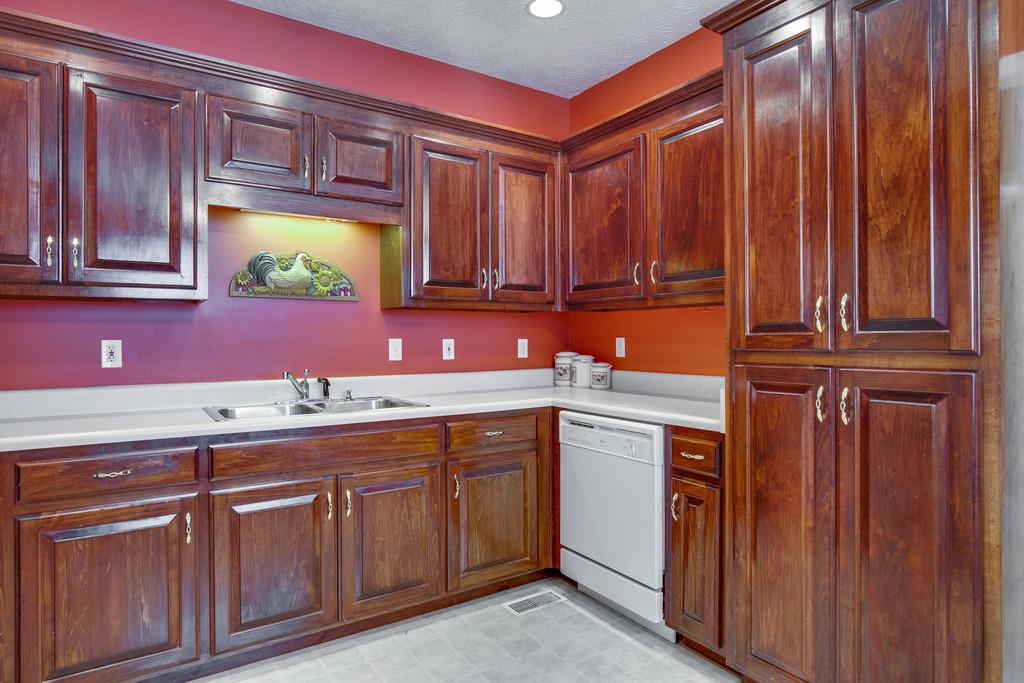2387 Lights Chapel Road Greenbrier, TN 37073 - Photo 11 of 30 Gallery Image 11