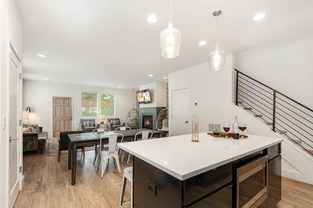 $3,995 | 117 A Elmhurst Avenue, Nashville, TN 37207