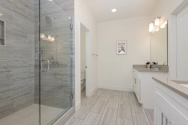 $3,995 | 117 A Elmhurst Avenue, Nashville, TN 37207