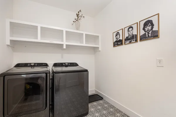 $3,995 | 117 A Elmhurst Avenue, Nashville, TN 37207