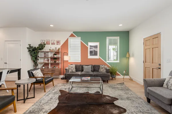 $3,995 | 117 A Elmhurst Avenue, Nashville, TN 37207
