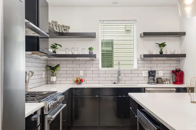 $3,995 | 117 A Elmhurst Avenue, Nashville, TN 37207