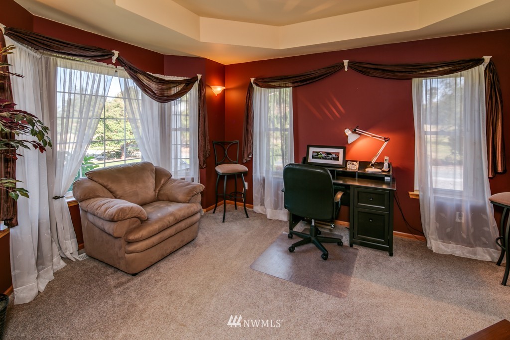 419 East Hemmi Road Lynden, WA 98264 - Photo 5 of 25