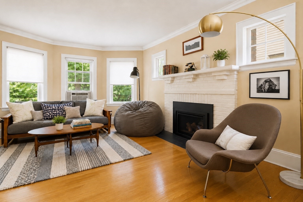 9 Seagrave Road, Unit 1 Cambridge, MA 02140 - Photo 3 of 16