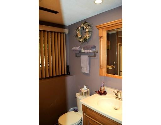 27 Joyce Road Peabody, MA 01960 - Photo 21 of 26 Gallery Image 21