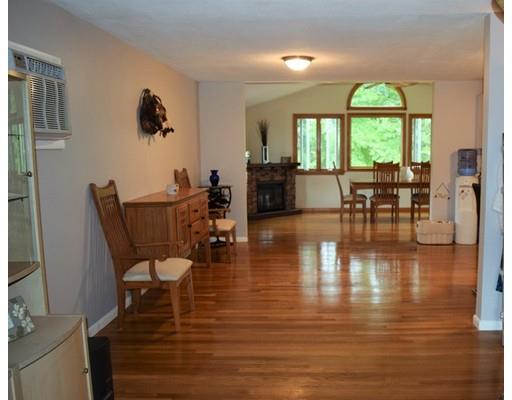 27 Joyce Road Peabody, MA 01960 - Photo 7 of 26 Gallery Image 7