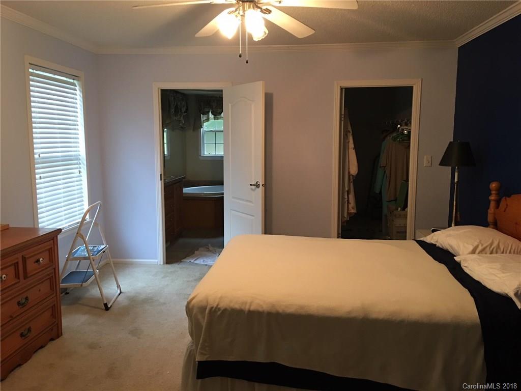 629 Carson Creek Road Brevard, NC 28712 - Photo 4 of 24 Gallery Image 4