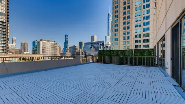 $12,000 | 635 North Dearborn Street, Unit 2803, Chicago, IL 60654