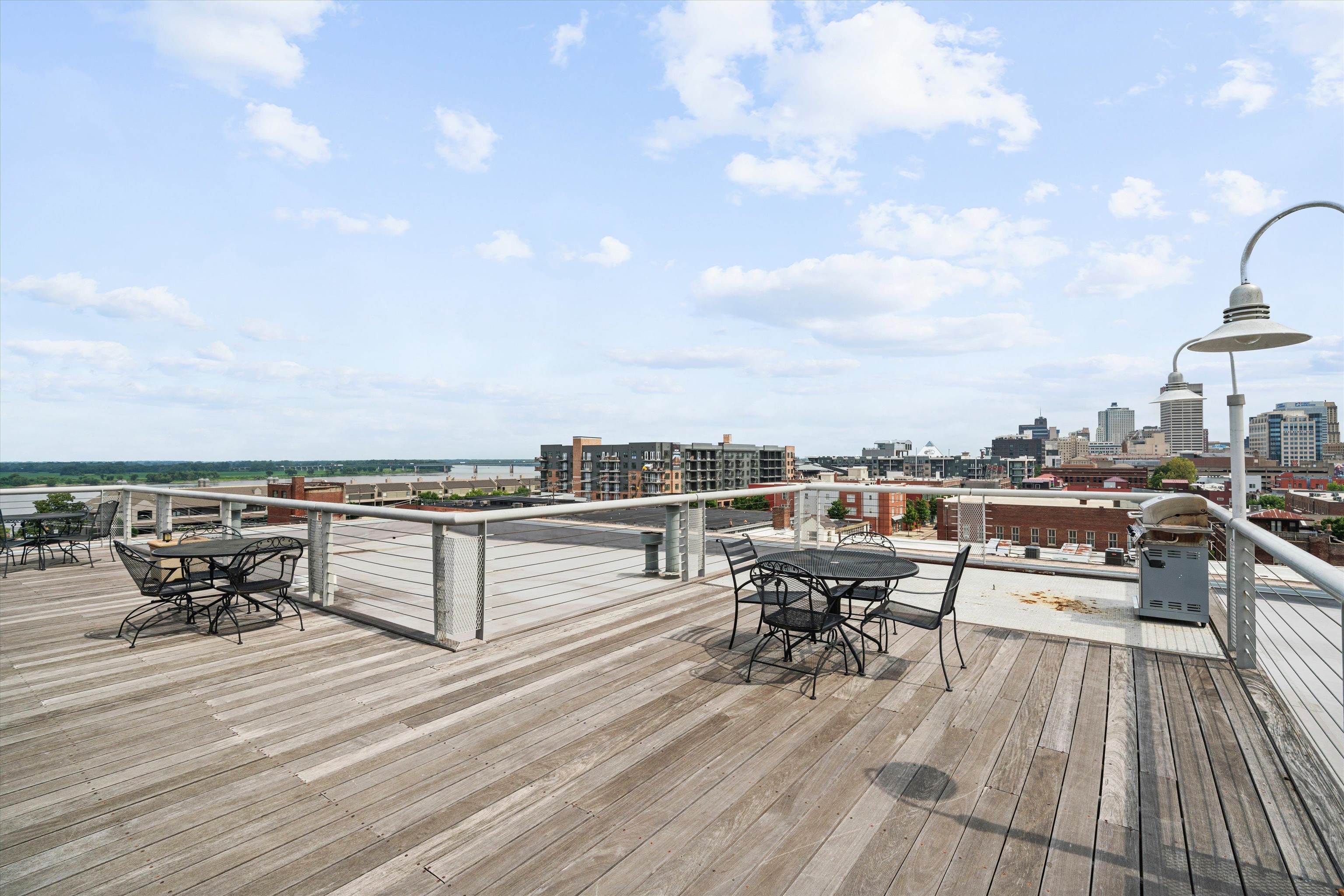 408 South Front Street, Unit 413 Memphis, TN 38103 - Photo 21 of 30 a view of a terrace with seating area