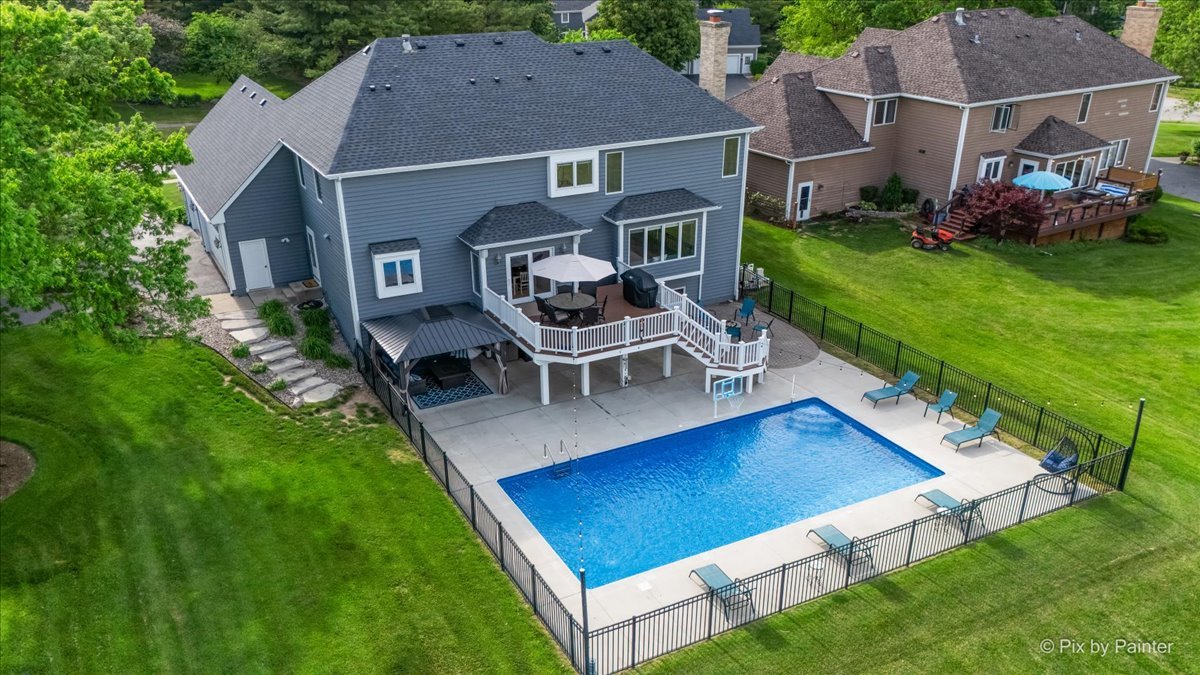 7104 Dove Way Cary, IL 60013 - Photo 2 of 82