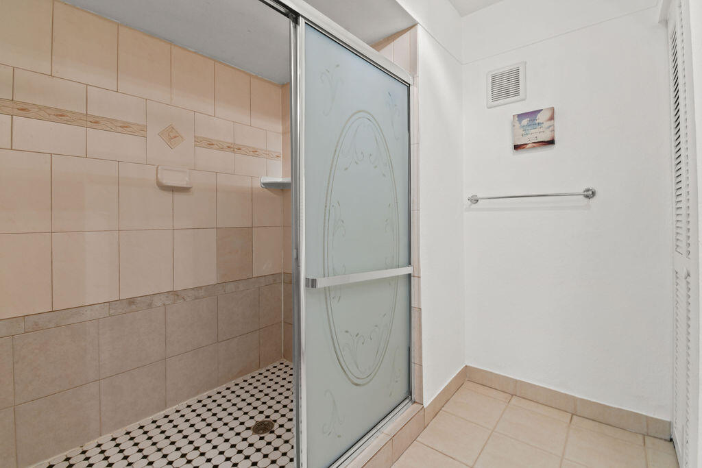 719 Ocean Dunes Circle Jupiter, FL 33477 - Photo 14 of 31 719OceanDunesCir-2022_35