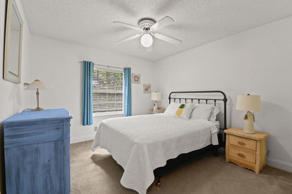 719 Ocean Dunes Circle Jupiter, FL 33477 - Photo 16 of 31 719OceanDunesCir-2022_40