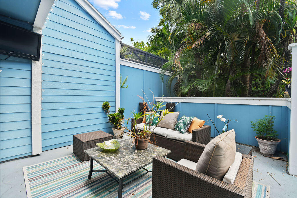 719 Ocean Dunes Circle Jupiter, FL 33477 - Photo 20 of 31 719OceanDunesCir-2022_47