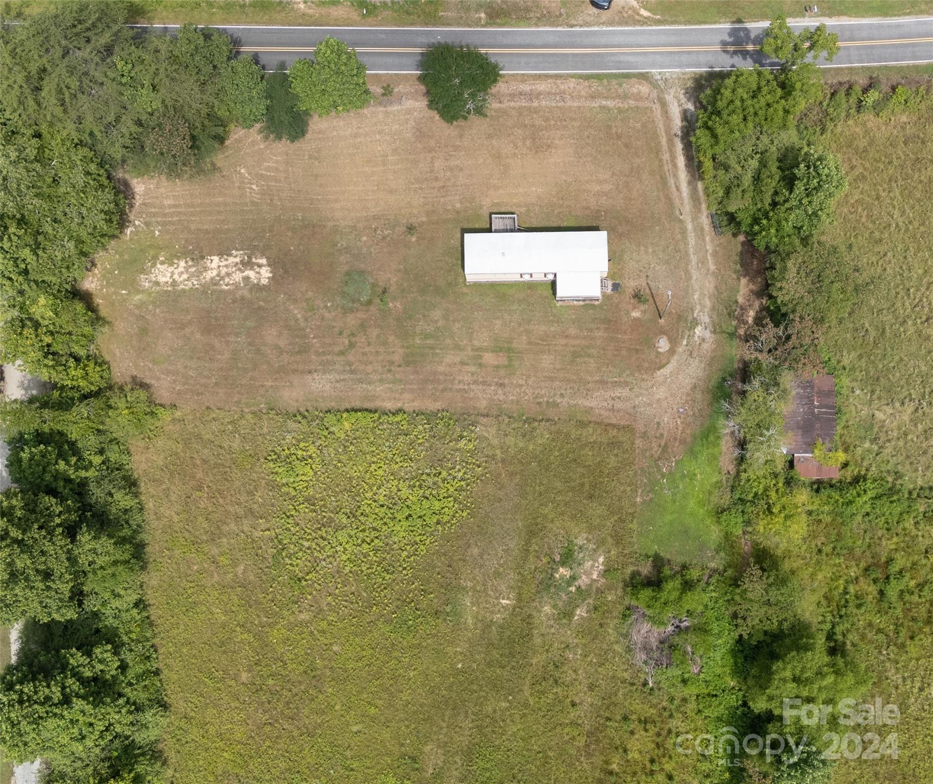 2868 Zacks Fork Road Lenoir, NC 28645 - Photo 5 of 20 Gallery Image 5