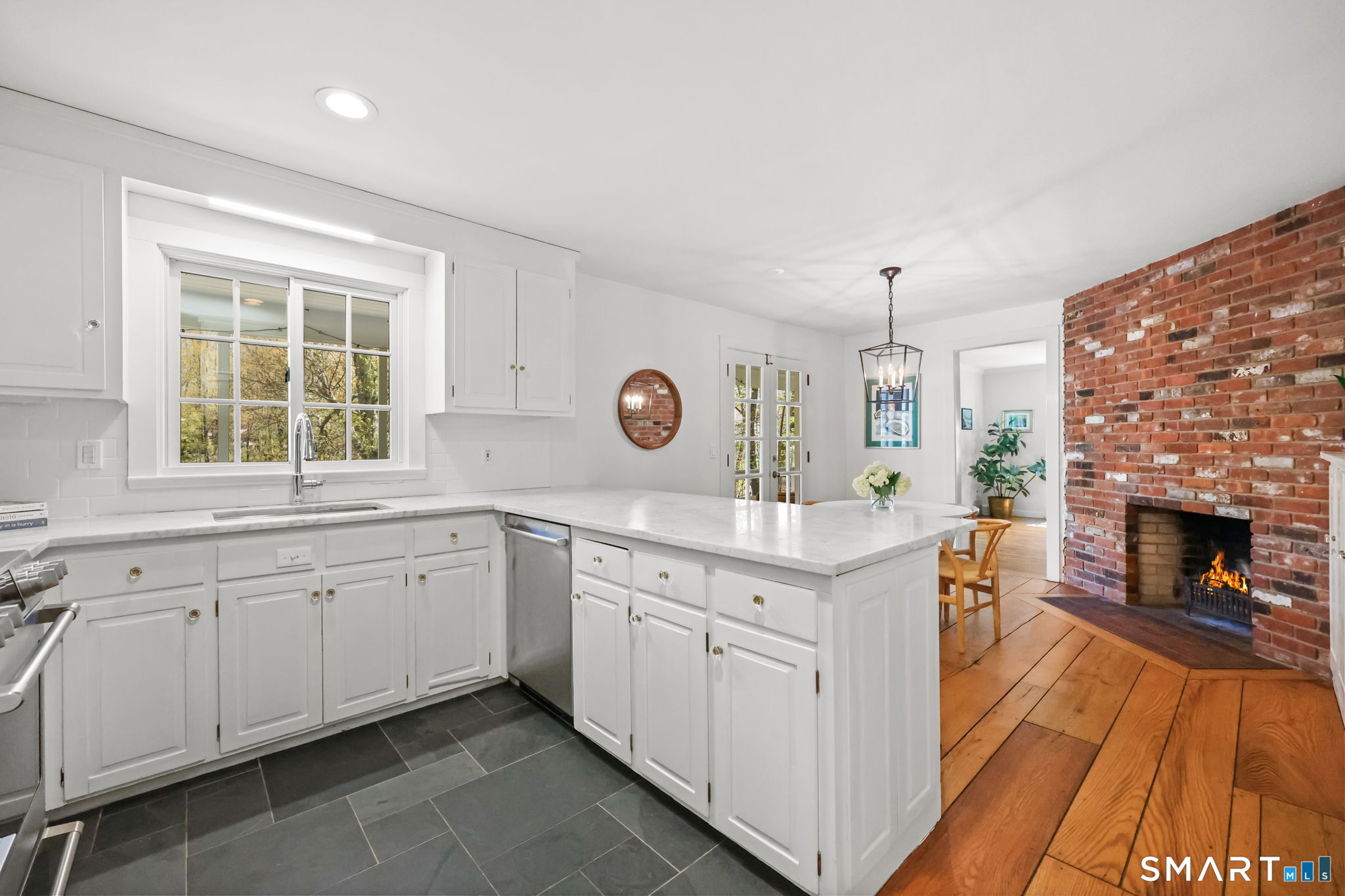 3 Cedar Pond Road Westport, CT 06880 - Photo 12 of 36