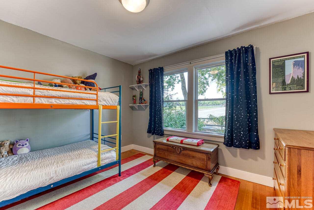 230 Martin Street Reno, NV 89509 - Photo 16 of 38 a bedroom with a bed and a window