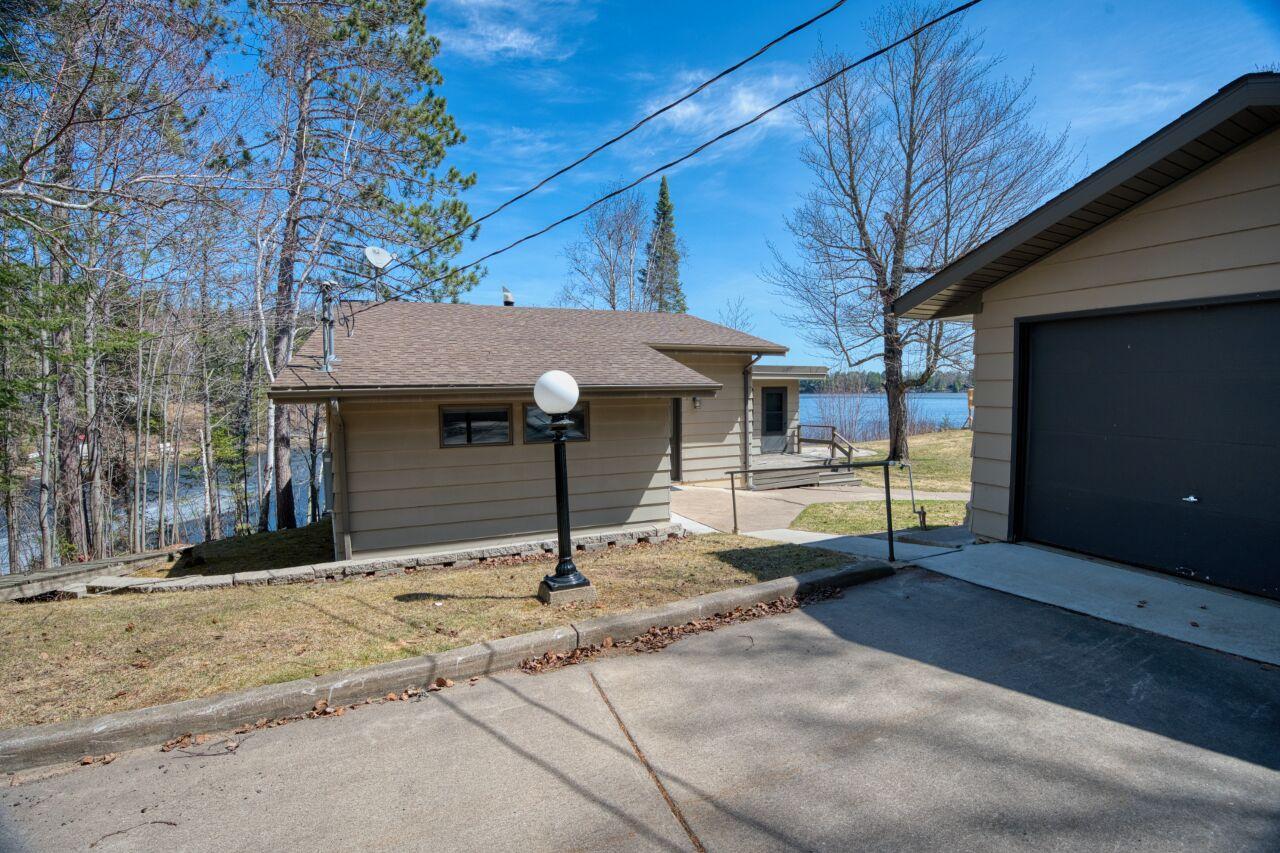 7582 Green Rock Road Side Lake, MN 55781 - Photo 6 of 108