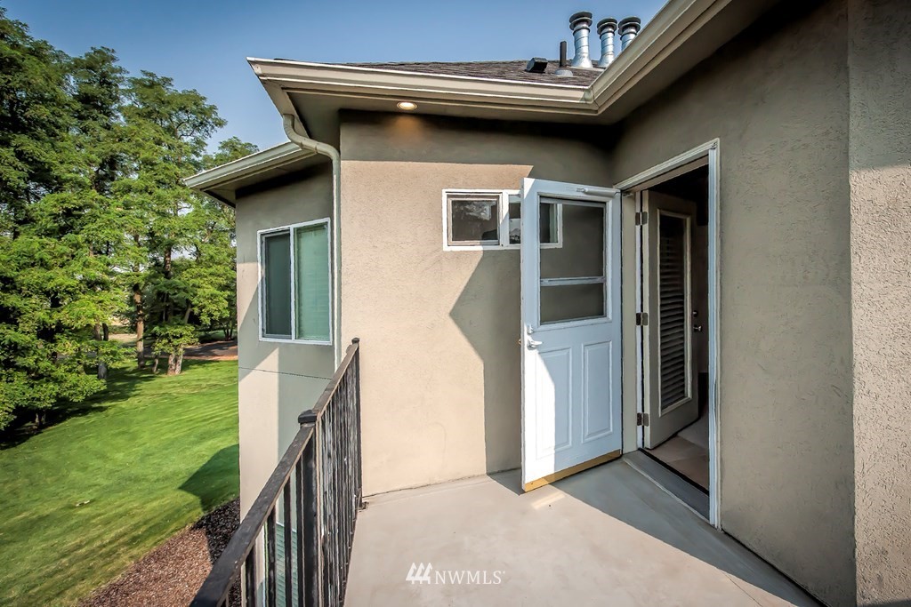 215 Looking Glass Road Walla Walla, WA 99362 - Photo 18 of 32 Gallery Image 18