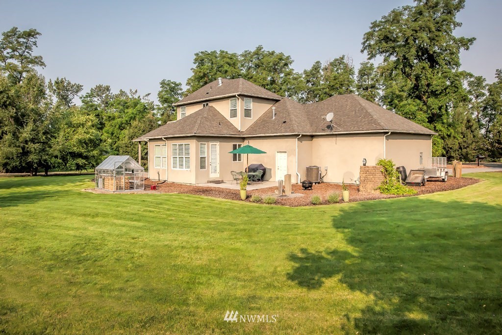 215 Looking Glass Road Walla Walla, WA 99362 - Photo 28 of 32 Gallery Image 28