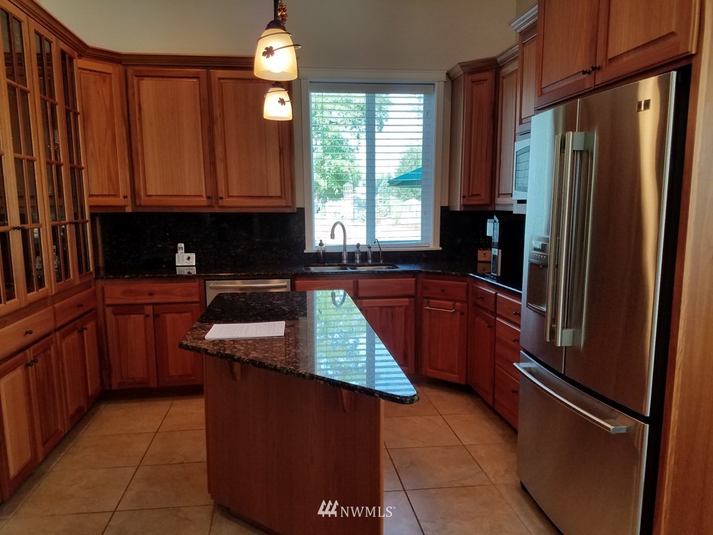 215 Looking Glass Road Walla Walla, WA 99362 - Photo 8 of 32 Gallery Image 8
