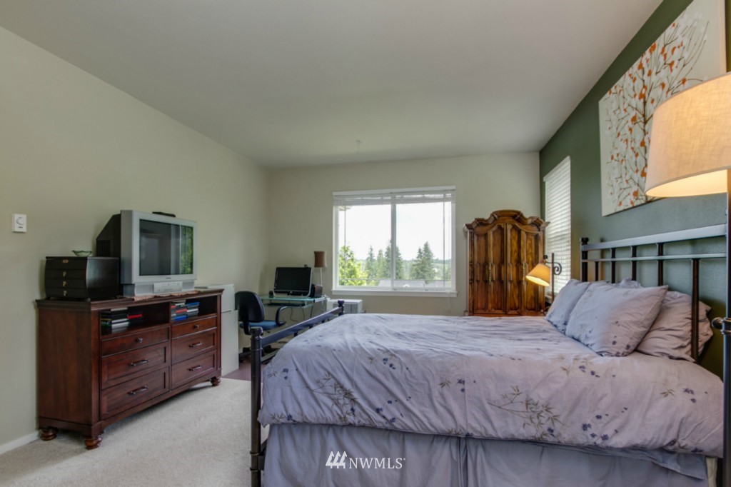 107 164th Street Southeast, Unit 3304 Bothell, WA 98012 - Photo 8 of 18 Gallery Image 8