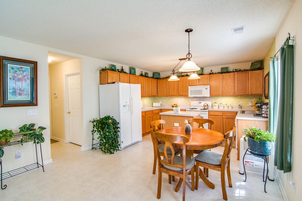 206 Eagle Ridge Road Summerville, SC 29485 - Photo 11 of 34 cs1605161-1012