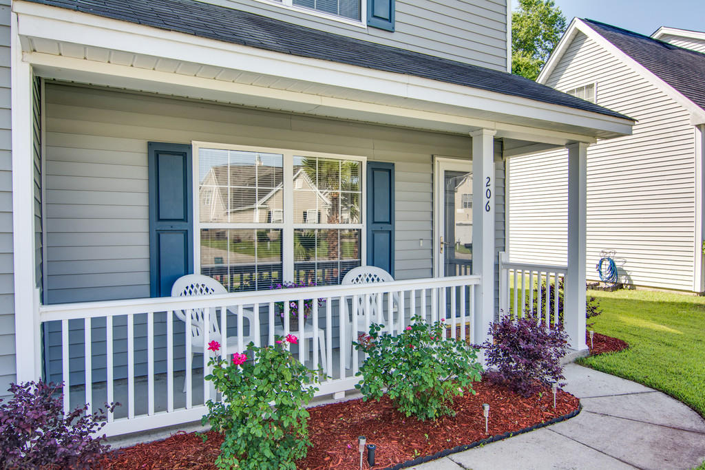 206 Eagle Ridge Road Summerville, SC 29485 - Photo 4 of 34 cs1605161-1004
