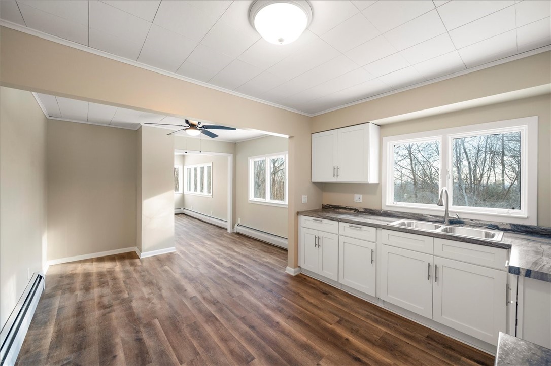 399 Jackson Summit Road, Unit E Mayfield, NY 12117 - Photo 4 of 17