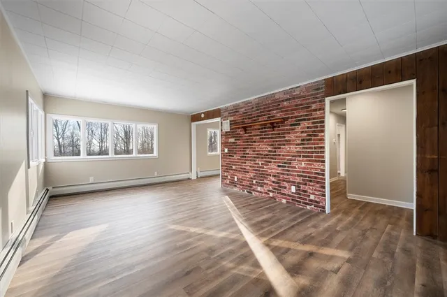 $285,000 | 399 Jackson Summit Road, Unit E, Mayfield, NY 12117